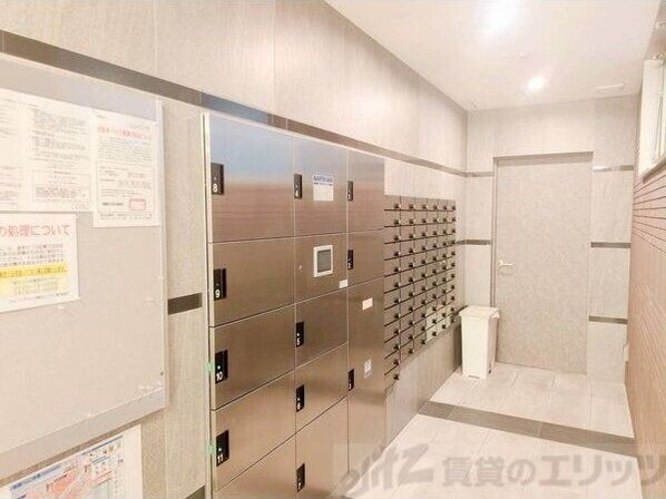 フォーリアライズ梅田レーベンの物件内観写真